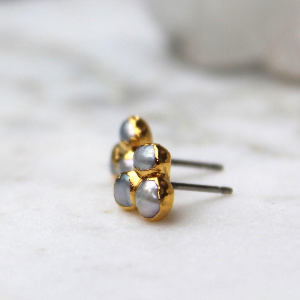 Porcelina pearl earrings
