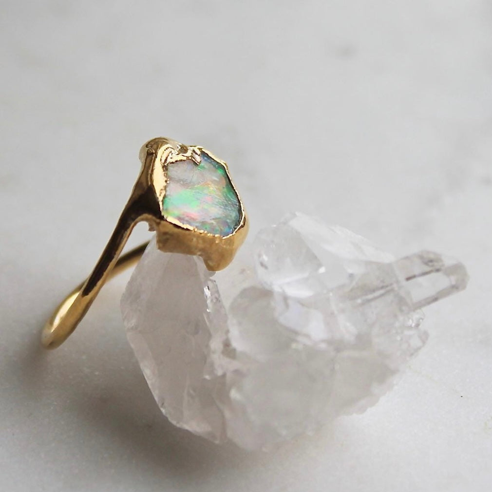 Aurea opal ring